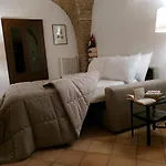 In Piazza Orazio Apartment