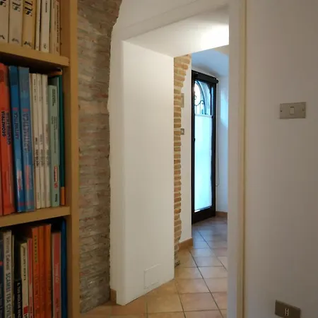 In Piazza Orazio Apartment