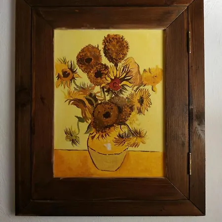 In Piazza Orazio Apartment