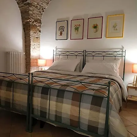 Apartment In Piazza Orazio *